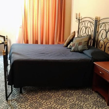Nicolas Inn Рим Екстер'єр фото