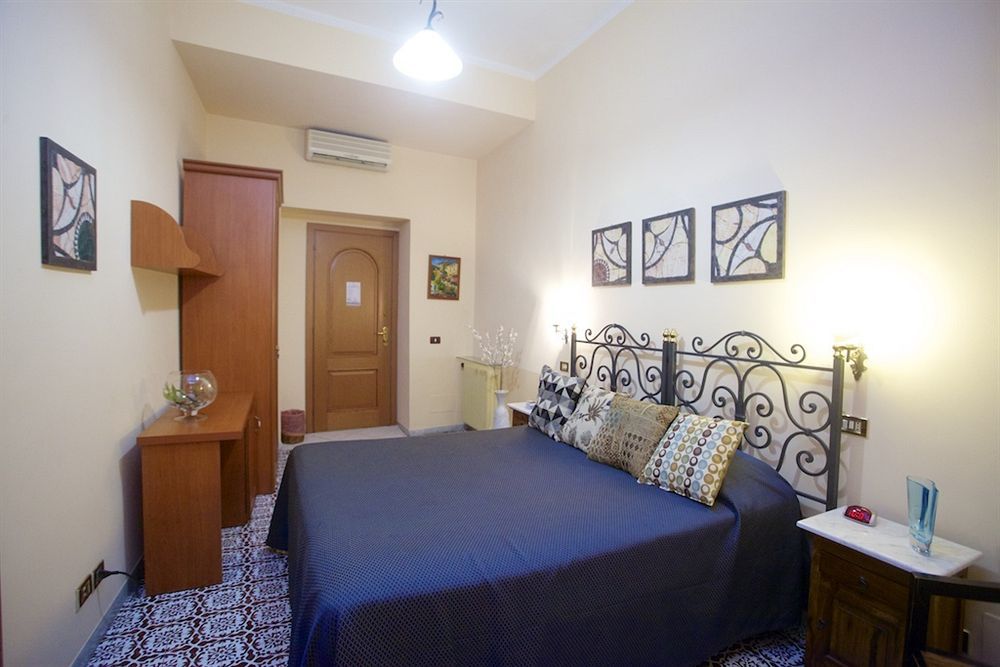 Nicolas Inn Рим Екстер'єр фото