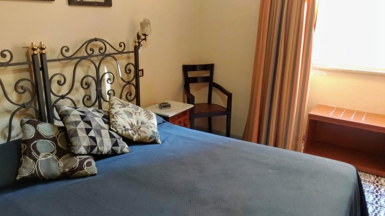 Nicolas Inn Рим Екстер'єр фото